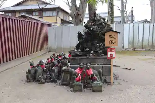 笠間稲荷神社の狛犬