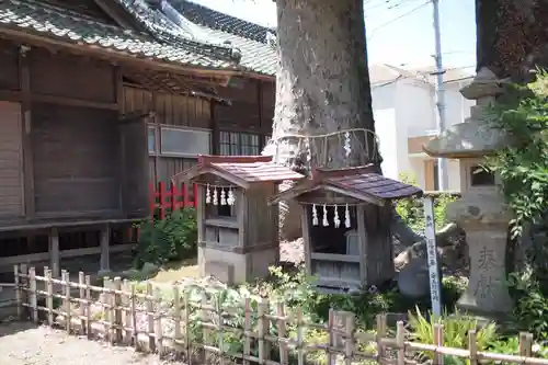 八枝神社の末社・摂社