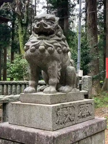 日吉神社の狛犬