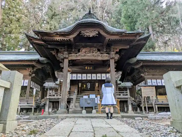 手長神社の本殿・本堂