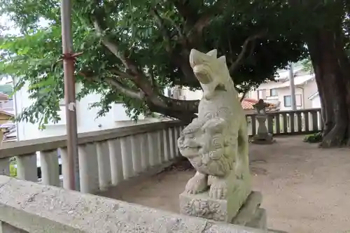 新宮神社の狛犬