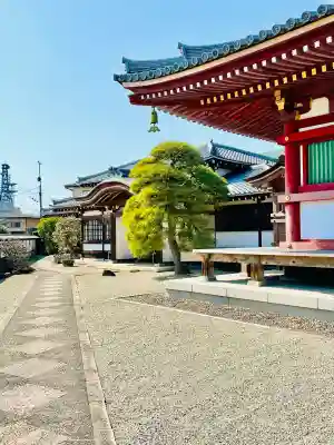 龍泉寺(龍頭不動尊)の{uncategorized: "未分類", other: "その他", undefined: "問題あり", building: "その他建物", grave: "お墓", sacred_gate: "鳥居", guardian: "狛犬", statue: "像", buddha: "仏像", history: "歴史", nature: "自然", garden: "庭園", animal: "動物", pagoda: "塔", temizu: "手水舎", mountain_gate: "山門・神門", sanctuary: "本殿・本堂", subordinate: "末社・摂社", art: "芸術", scenery: "景色", jizo: "地蔵", ema: "絵馬", goshuin: "御朱印", omikuji: "おみくじ", items: "授与品その他", amulet: "お守り", goshuincho: "御朱印帳", eats: "食事", festival: "お祭り", votive_dance: "神楽", shichigosan: "七五三参", wedding: "結婚式", experience: "体験その他", initially: "初詣", around: "周辺", anti_infection: "感染症対策"}