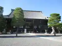 清凉寺の本殿・本堂