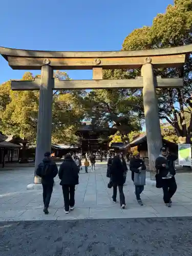 明治神宮の{uncategorized: "未分類", other: "その他", undefined: "問題あり", building: "その他建物", grave: "お墓", sacred_gate: "鳥居", guardian: "狛犬", statue: "像", buddha: "仏像", history: "歴史", nature: "自然", garden: "庭園", animal: "動物", pagoda: "塔", temizu: "手水舎", mountain_gate: "山門・神門", sanctuary: "本殿・本堂", subordinate: "末社・摂社", art: "芸術", scenery: "景色", jizo: "地蔵", ema: "絵馬", goshuin: "御朱印", omikuji: "おみくじ", items: "授与品その他", amulet: "お守り", goshuincho: "御朱印帳", eats: "食事", festival: "お祭り", votive_dance: "神楽", shichigosan: "七五三参", wedding: "結婚式", experience: "体験その他", initially: "初詣", around: "周辺", anti_infection: "感染症対策"}