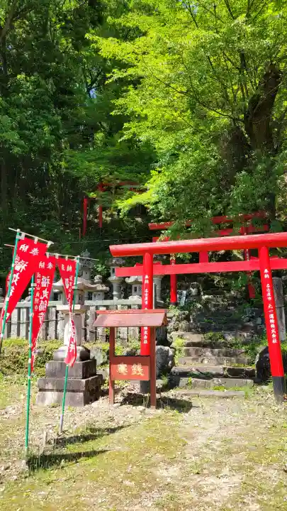 貞照寺の{uncategorized: "未分類", other: "その他", undefined: "問題あり", building: "その他建物", grave: "お墓", sacred_gate: "鳥居", guardian: "狛犬", statue: "像", buddha: "仏像", history: "歴史", nature: "自然", garden: "庭園", animal: "動物", pagoda: "塔", temizu: "手水舎", mountain_gate: "山門・神門", sanctuary: "本殿・本堂", subordinate: "末社・摂社", art: "芸術", scenery: "景色", jizo: "地蔵", ema: "絵馬", goshuin: "御朱印", omikuji: "おみくじ", items: "授与品その他", amulet: "お守り", goshuincho: "御朱印帳", eats: "食事", festival: "お祭り", votive_dance: "神楽", shichigosan: "七五三参", wedding: "結婚式", experience: "体験その他", initially: "初詣", around: "周辺", anti_infection: "感染症対策"}