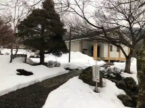 與志漏神社の建物その他