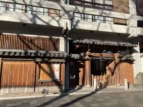 明福寺の山門・神門