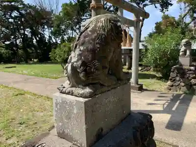 三嶋神社の狛犬