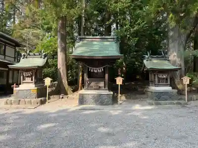 雄山神社前立社壇の{uncategorized: "未分類", other: "その他", undefined: "問題あり", building: "その他建物", grave: "お墓", sacred_gate: "鳥居", guardian: "狛犬", statue: "像", buddha: "仏像", history: "歴史", nature: "自然", garden: "庭園", animal: "動物", pagoda: "塔", temizu: "手水舎", mountain_gate: "山門・神門", sanctuary: "本殿・本堂", subordinate: "末社・摂社", art: "芸術", scenery: "景色", jizo: "地蔵", ema: "絵馬", goshuin: "御朱印", omikuji: "おみくじ", items: "授与品その他", amulet: "お守り", goshuincho: "御朱印帳", eats: "食事", festival: "お祭り", votive_dance: "神楽", shichigosan: "七五三参", wedding: "結婚式", experience: "体験その他", initially: "初詣", around: "周辺", anti_infection: "感染症対策"}