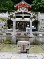 清水寺 音羽の瀧 不動明王の{uncategorized: "未分類", other: "その他", undefined: "問題あり", building: "その他建物", grave: "お墓", sacred_gate: "鳥居", guardian: "狛犬", statue: "像", buddha: "仏像", history: "歴史", nature: "自然", garden: "庭園", animal: "動物", pagoda: "塔", temizu: "手水舎", mountain_gate: "山門・神門", sanctuary: "本殿・本堂", subordinate: "末社・摂社", art: "芸術", scenery: "景色", jizo: "地蔵", ema: "絵馬", goshuin: "御朱印", omikuji: "おみくじ", items: "授与品その他", amulet: "お守り", goshuincho: "御朱印帳", eats: "食事", festival: "お祭り", votive_dance: "神楽", shichigosan: "七五三参", wedding: "結婚式", experience: "体験その他", initially: "初詣", around: "周辺", anti_infection: "感染症対策"}