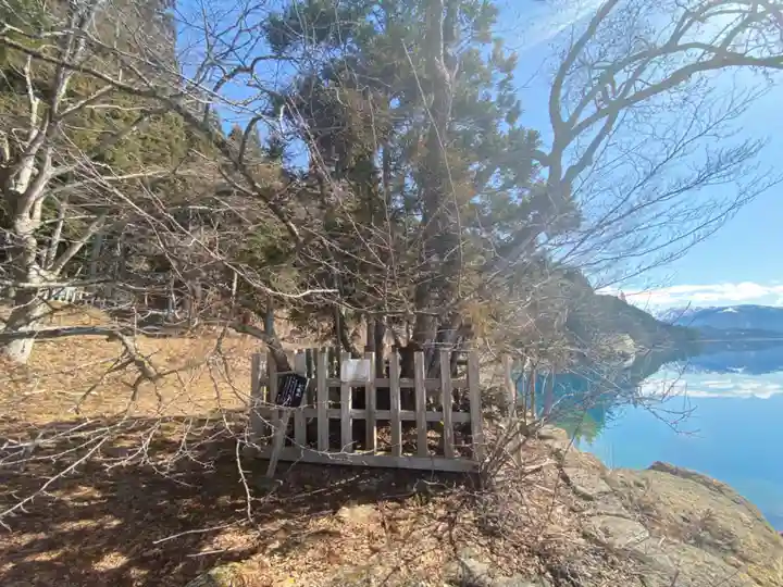 御座石神社(秋田県)