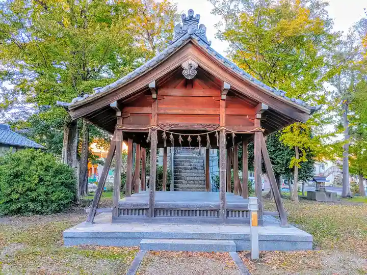 八幡社の本殿・本堂