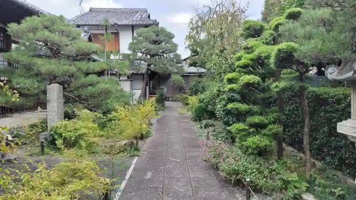 祐正寺の庭園