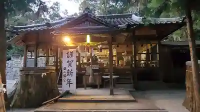 岡八幡宮の本殿・本堂