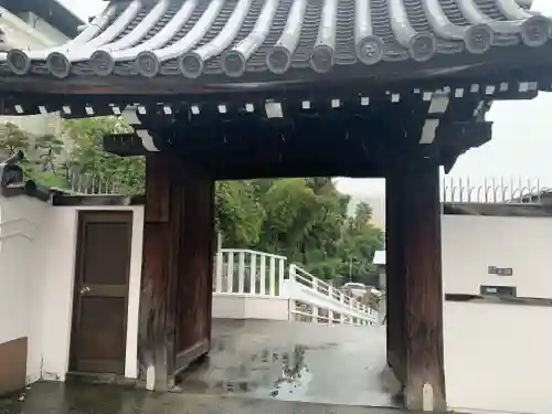 西蓮院の山門・神門