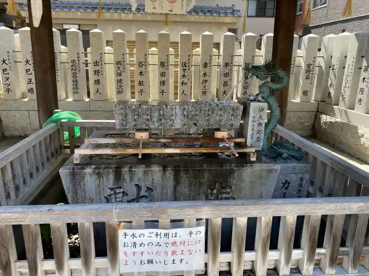 比治山神社の{uncategorized: "未分類", other: "その他", undefined: "問題あり", building: "その他建物", grave: "お墓", sacred_gate: "鳥居", guardian: "狛犬", statue: "像", buddha: "仏像", history: "歴史", nature: "自然", garden: "庭園", animal: "動物", pagoda: "塔", temizu: "手水舎", mountain_gate: "山門・神門", sanctuary: "本殿・本堂", subordinate: "末社・摂社", art: "芸術", scenery: "景色", jizo: "地蔵", ema: "絵馬", goshuin: "御朱印", omikuji: "おみくじ", items: "授与品その他", amulet: "お守り", goshuincho: "御朱印帳", eats: "食事", festival: "お祭り", votive_dance: "神楽", shichigosan: "七五三参", wedding: "結婚式", experience: "体験その他", initially: "初詣", around: "周辺", anti_infection: "感染症対策"}