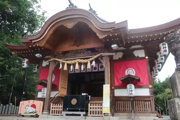 高尾神社の本殿・本堂