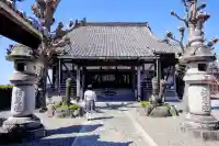明栄寺(明榮寺)の{uncategorized: "未分類", other: "その他", undefined: "問題あり", building: "その他建物", grave: "お墓", sacred_gate: "鳥居", guardian: "狛犬", statue: "像", buddha: "仏像", history: "歴史", nature: "自然", garden: "庭園", animal: "動物", pagoda: "塔", temizu: "手水舎", mountain_gate: "山門・神門", sanctuary: "本殿・本堂", subordinate: "末社・摂社", art: "芸術", scenery: "景色", jizo: "地蔵", ema: "絵馬", goshuin: "御朱印", omikuji: "おみくじ", items: "授与品その他", amulet: "お守り", goshuincho: "御朱印帳", eats: "食事", festival: "お祭り", votive_dance: "神楽", shichigosan: "七五三参", wedding: "結婚式", experience: "体験その他", initially: "初詣", around: "周辺", anti_infection: "感染症対策"}