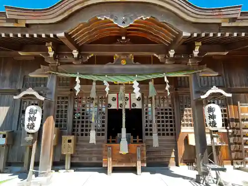 赤尾渋垂郡辺神社の本殿