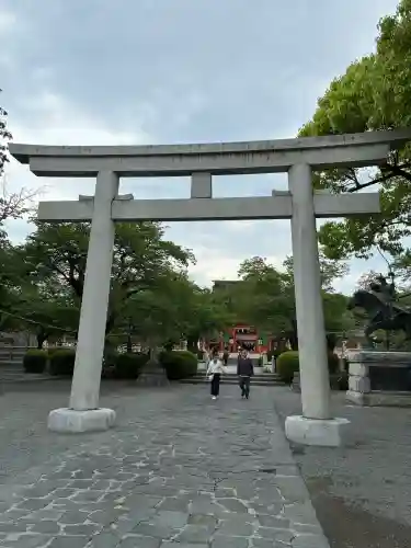 富士山本宮浅間大社の{uncategorized: "未分類", other: "その他", undefined: "問題あり", building: "その他建物", grave: "お墓", sacred_gate: "鳥居", guardian: "狛犬", statue: "像", buddha: "仏像", history: "歴史", nature: "自然", garden: "庭園", animal: "動物", pagoda: "塔", temizu: "手水舎", mountain_gate: "山門・神門", sanctuary: "本殿・本堂", subordinate: "末社・摂社", art: "芸術", scenery: "景色", jizo: "地蔵", ema: "絵馬", goshuin: "御朱印", omikuji: "おみくじ", items: "授与品その他", amulet: "お守り", goshuincho: "御朱印帳", eats: "食事", festival: "お祭り", votive_dance: "神楽", shichigosan: "七五三参", wedding: "結婚式", experience: "体験その他", initially: "初詣", around: "周辺", anti_infection: "感染症対策"}