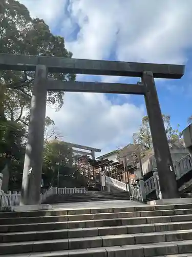 伊勢山皇大神宮の鳥居