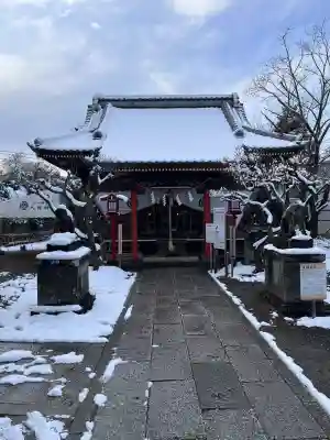 龍ケ崎八坂神社の{uncategorized: "未分類", other: "その他", undefined: "問題あり", building: "その他建物", grave: "お墓", sacred_gate: "鳥居", guardian: "狛犬", statue: "像", buddha: "仏像", history: "歴史", nature: "自然", garden: "庭園", animal: "動物", pagoda: "塔", temizu: "手水舎", mountain_gate: "山門・神門", sanctuary: "本殿・本堂", subordinate: "末社・摂社", art: "芸術", scenery: "景色", jizo: "地蔵", ema: "絵馬", goshuin: "御朱印", omikuji: "おみくじ", items: "授与品その他", amulet: "お守り", goshuincho: "御朱印帳", eats: "食事", festival: "お祭り", votive_dance: "神楽", shichigosan: "七五三参", wedding: "結婚式", experience: "体験その他", initially: "初詣", around: "周辺", anti_infection: "感染症対策"}