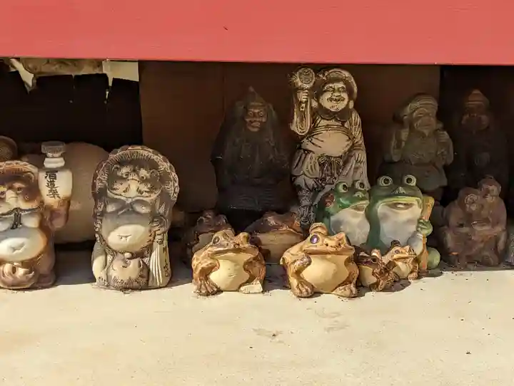 粟嶋堂宗徳寺の像