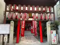 中の棚稲荷大明神の{uncategorized: "未分類", other: "その他", undefined: "問題あり", building: "その他建物", grave: "お墓", sacred_gate: "鳥居", guardian: "狛犬", statue: "像", buddha: "仏像", history: "歴史", nature: "自然", garden: "庭園", animal: "動物", pagoda: "塔", temizu: "手水舎", mountain_gate: "山門・神門", sanctuary: "本殿・本堂", subordinate: "末社・摂社", art: "芸術", scenery: "景色", jizo: "地蔵", ema: "絵馬", goshuin: "御朱印", omikuji: "おみくじ", items: "授与品その他", amulet: "お守り", goshuincho: "御朱印帳", eats: "食事", festival: "お祭り", votive_dance: "神楽", shichigosan: "七五三参", wedding: "結婚式", experience: "体験その他", initially: "初詣", around: "周辺", anti_infection: "感染症対策"}