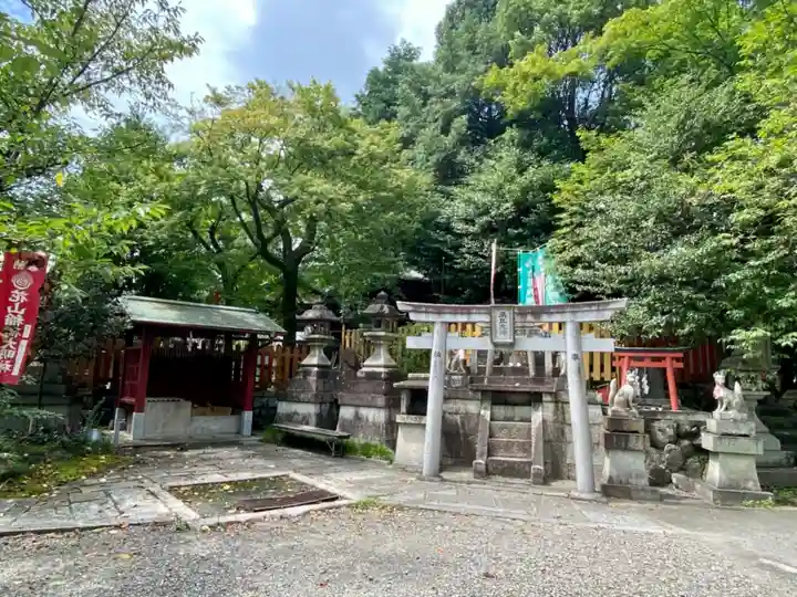 花山稲荷神社のその他建物