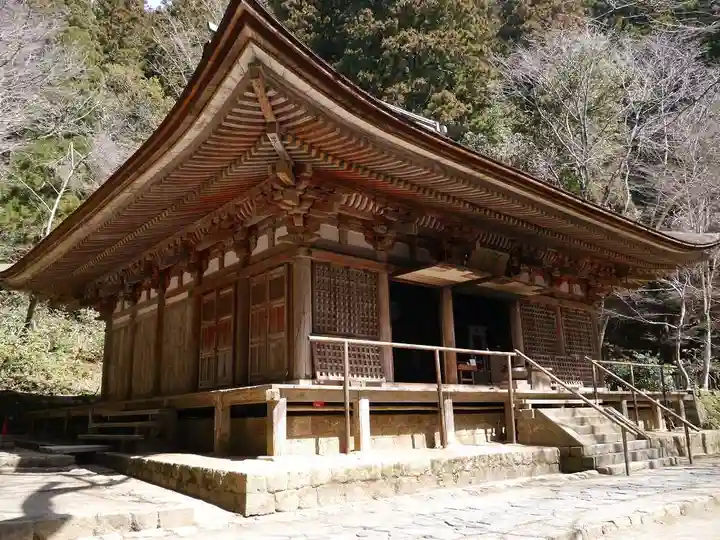 室生寺の本殿・本堂