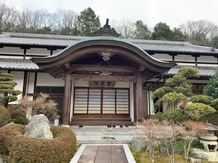 神谷山金蔵院の本殿・本堂