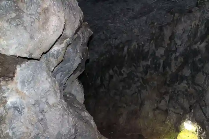 無戸室浅間神社(船津胎内神社)のその他建物