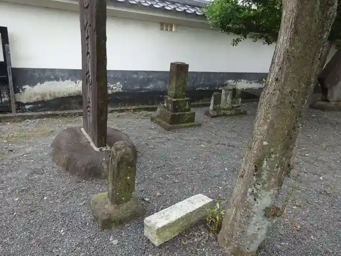 青柳寺の建物その他