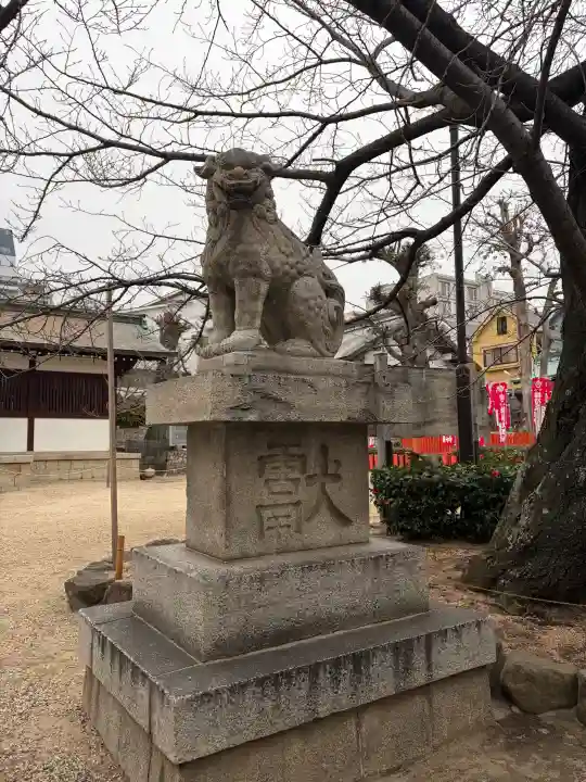 筒井八幡神社の{uncategorized: "未分類", other: "その他", undefined: "問題あり", building: "その他建物", grave: "お墓", sacred_gate: "鳥居", guardian: "狛犬", statue: "像", buddha: "仏像", history: "歴史", nature: "自然", garden: "庭園", animal: "動物", pagoda: "塔", temizu: "手水舎", mountain_gate: "山門・神門", sanctuary: "本殿・本堂", subordinate: "末社・摂社", art: "芸術", scenery: "景色", jizo: "地蔵", ema: "絵馬", goshuin: "御朱印", omikuji: "おみくじ", items: "授与品その他", amulet: "お守り", goshuincho: "御朱印帳", eats: "食事", festival: "お祭り", votive_dance: "神楽", shichigosan: "七五三参", wedding: "結婚式", experience: "体験その他", initially: "初詣", around: "周辺", anti_infection: "感染症対策"}