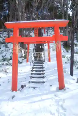 阿寒湖稲荷神社の鳥居