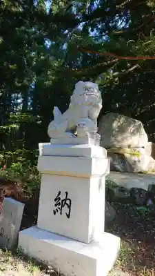 八海神社の狛犬