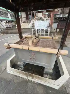 深川神明宮の{uncategorized: "未分類", other: "その他", undefined: "問題あり", building: "その他建物", grave: "お墓", sacred_gate: "鳥居", guardian: "狛犬", statue: "像", buddha: "仏像", history: "歴史", nature: "自然", garden: "庭園", animal: "動物", pagoda: "塔", temizu: "手水舎", mountain_gate: "山門・神門", sanctuary: "本殿・本堂", subordinate: "末社・摂社", art: "芸術", scenery: "景色", jizo: "地蔵", ema: "絵馬", goshuin: "御朱印", omikuji: "おみくじ", items: "授与品その他", amulet: "お守り", goshuincho: "御朱印帳", eats: "食事", festival: "お祭り", votive_dance: "神楽", shichigosan: "七五三参", wedding: "結婚式", experience: "体験その他", initially: "初詣", around: "周辺", anti_infection: "感染症対策"}