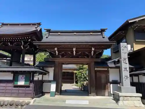 蓮生寺の山門・神門