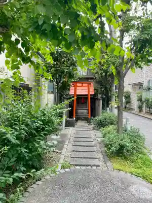 東伏見稲荷神社(東京都)