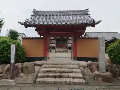 不動院の山門・神門