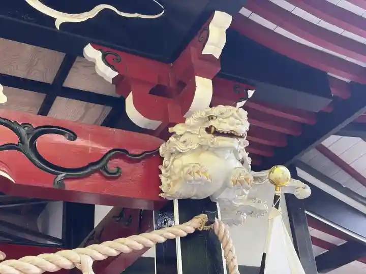新屋山神社の{uncategorized: "未分類", other: "その他", undefined: "問題あり", building: "その他建物", grave: "お墓", sacred_gate: "鳥居", guardian: "狛犬", statue: "像", buddha: "仏像", history: "歴史", nature: "自然", garden: "庭園", animal: "動物", pagoda: "塔", temizu: "手水舎", mountain_gate: "山門・神門", sanctuary: "本殿・本堂", subordinate: "末社・摂社", art: "芸術", scenery: "景色", jizo: "地蔵", ema: "絵馬", goshuin: "御朱印", omikuji: "おみくじ", items: "授与品その他", amulet: "お守り", goshuincho: "御朱印帳", eats: "食事", festival: "お祭り", votive_dance: "神楽", shichigosan: "七五三参", wedding: "結婚式", experience: "体験その他", initially: "初詣", around: "周辺", anti_infection: "感染症対策"}