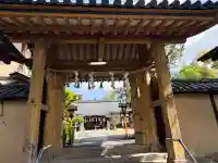 片埜神社の{uncategorized: "未分類", other: "その他", undefined: "問題あり", building: "その他建物", grave: "お墓", sacred_gate: "鳥居", guardian: "狛犬", statue: "像", buddha: "仏像", history: "歴史", nature: "自然", garden: "庭園", animal: "動物", pagoda: "塔", temizu: "手水舎", mountain_gate: "山門・神門", sanctuary: "本殿・本堂", subordinate: "末社・摂社", art: "芸術", scenery: "景色", jizo: "地蔵", ema: "絵馬", goshuin: "御朱印", omikuji: "おみくじ", items: "授与品その他", amulet: "お守り", goshuincho: "御朱印帳", eats: "食事", festival: "お祭り", votive_dance: "神楽", shichigosan: "七五三参", wedding: "結婚式", experience: "体験その他", initially: "初詣", around: "周辺", anti_infection: "感染症対策"}