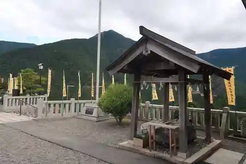 丹生川上神社（上社）の手水舎