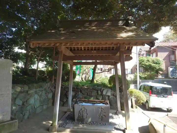 金ヶ作熊野神社の手水舎