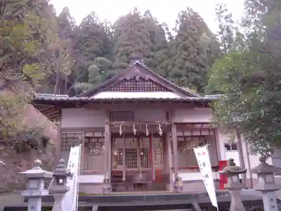 八幡神社の本殿・本堂