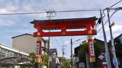 車折神社の鳥居