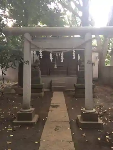 神明氷川神社の鳥居