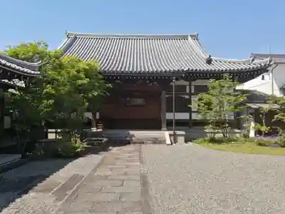 慶田寺の本殿・本堂