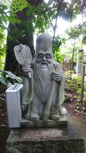 麻賀多神社の像