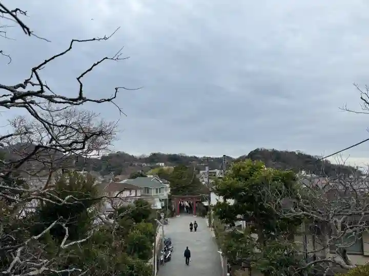 荏柄天神社の{uncategorized: "未分類", other: "その他", undefined: "問題あり", building: "その他建物", grave: "お墓", sacred_gate: "鳥居", guardian: "狛犬", statue: "像", buddha: "仏像", history: "歴史", nature: "自然", garden: "庭園", animal: "動物", pagoda: "塔", temizu: "手水舎", mountain_gate: "山門・神門", sanctuary: "本殿・本堂", subordinate: "末社・摂社", art: "芸術", scenery: "景色", jizo: "地蔵", ema: "絵馬", goshuin: "御朱印", omikuji: "おみくじ", items: "授与品その他", amulet: "お守り", goshuincho: "御朱印帳", eats: "食事", festival: "お祭り", votive_dance: "神楽", shichigosan: "七五三参", wedding: "結婚式", experience: "体験その他", initially: "初詣", around: "周辺", anti_infection: "感染症対策"}